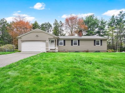 Property at 49 Meadow Rd, East Longmeadow, MA