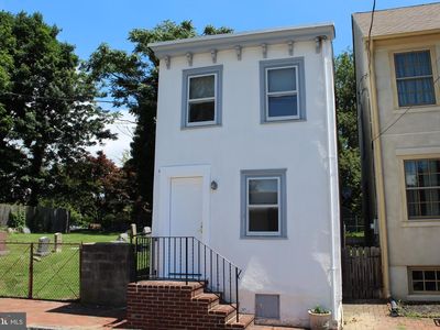 407 Williams St