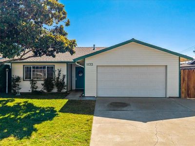 1122 Marguerite Ave