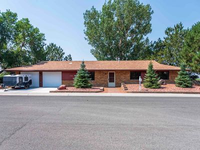 1100 Crandall Dr