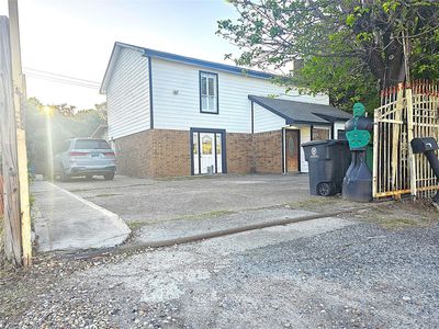 2131 Campbell Rd