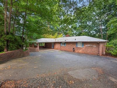 1021 Arrowhead Point