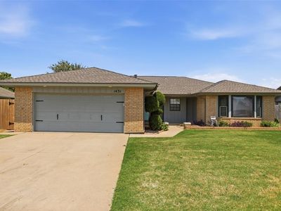 1431 Pickford Ln