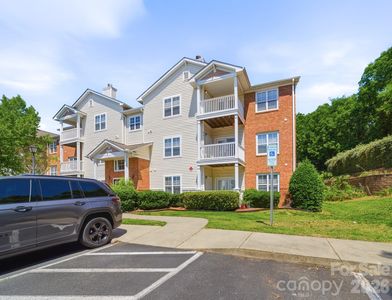 9976 Hyde Glen Ct