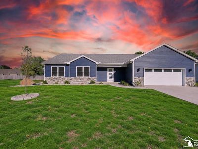 15458 Eastwood Dr