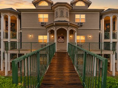 835 Fairview Street #4