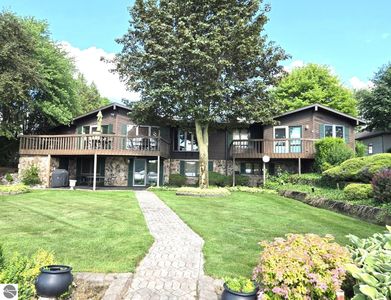 1116 Fairway Dr