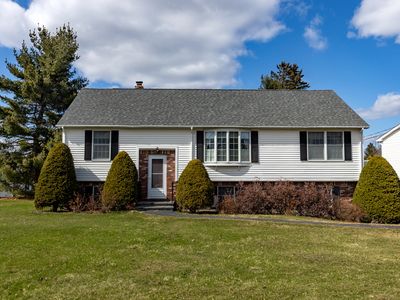 24 Laurel Circle Circle