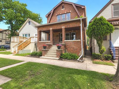 Property at 1002 Circle Ave, Forest Park, IL
