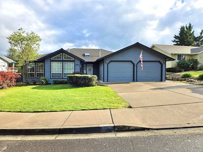 2495 NW Loma Vista Dr