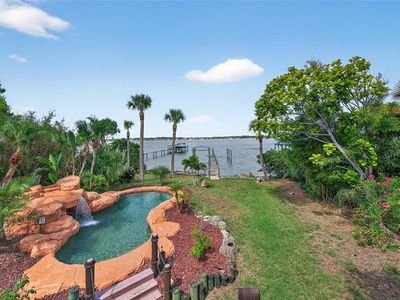 2904 S Peninsula Dr