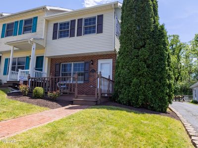 19 Hoover St
