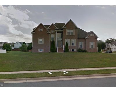 220 Flanagan Dr
