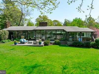 1924 Thomas Dr