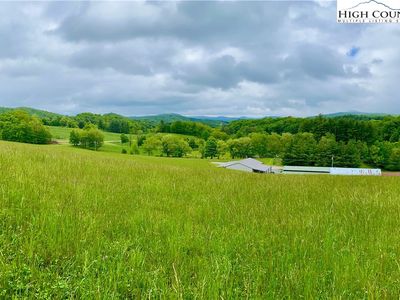 218 Wade Lookabill Drive