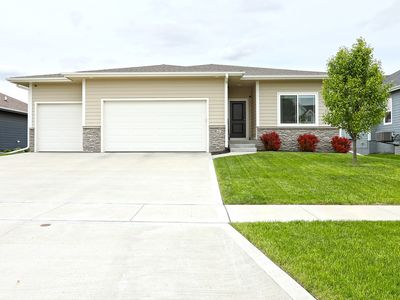 827 33rd Ct SW