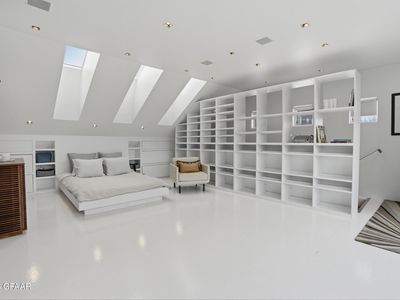 111 N 3rd St Unit 2012
