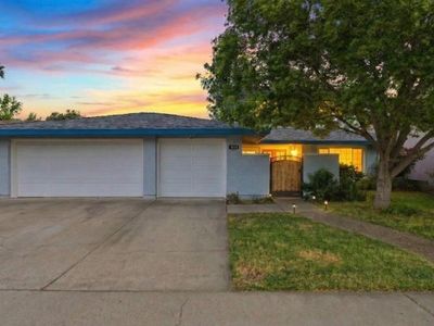 8517 Deodar Crest Ct