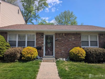 54 Galewood Dr