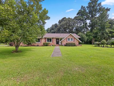 407 Rose Ln