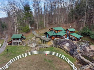 1058 Wolfgang Rd