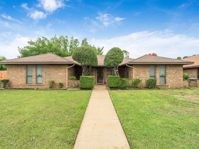 2801 Happy Hollow Dr