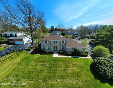 13 Fairfield Dr