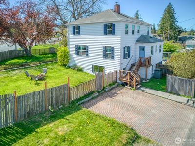 127 E FOURTEENTH Street