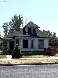 Property at 1326 Dewey Ave, Baker City, OR