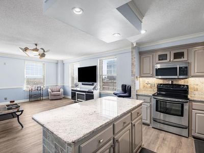 109 N Main St APT 901