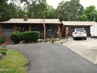 2470 E Walnut Grove Rd