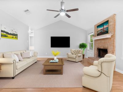 1008 Green Ridge Ter