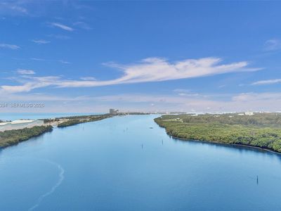 500 Bayview Dr APT 1924