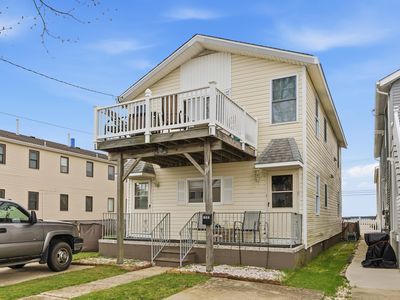 706 W Pine Ave