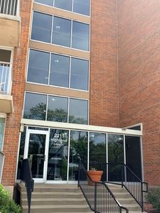2211 S Highland Ave APT 6D