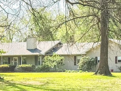 15789 Corinth Rd
