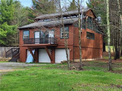 50 Laurel Ln