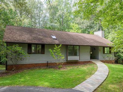 805 Earlysville Forest Dr