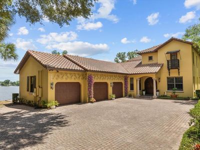 1244 E Lake Colony Dr