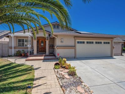 3036 Almond Dr