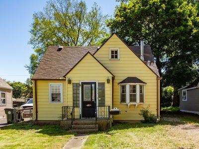 Property at 313 Highmoor Dr, Round Lake Park, IL