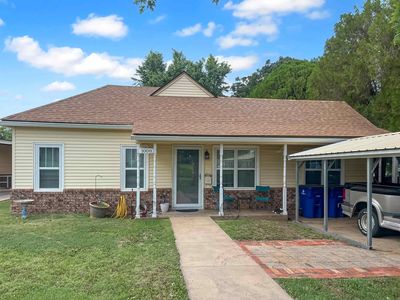 1008 Locust St