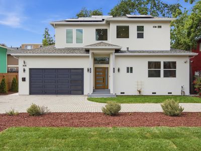 308 Redwood Ave