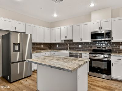 1650 E Ponderosa Pkwy #126