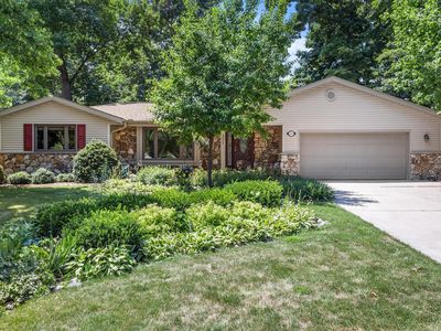 3235 S 149th STREET