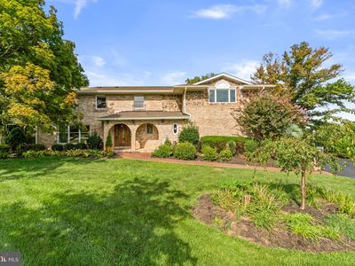 6911 Summerswood Dr
