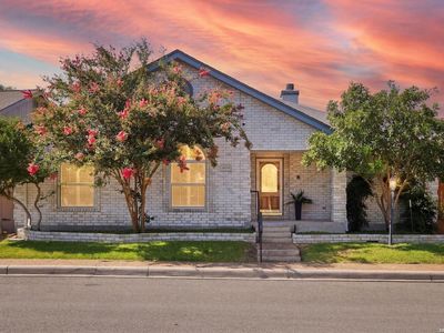 6119 CRESCENT FLS