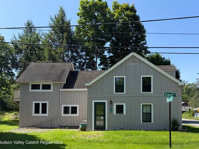 36 Bruceville Road