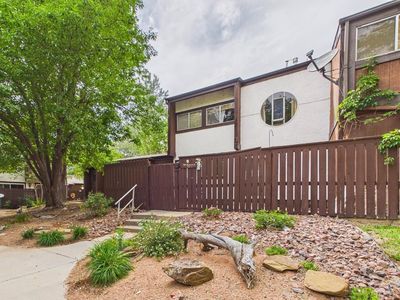 164 Bonnymede Rd APT E