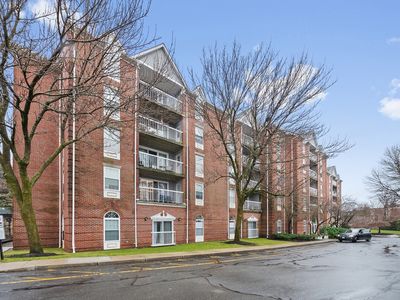 200 Captains Row APT 405